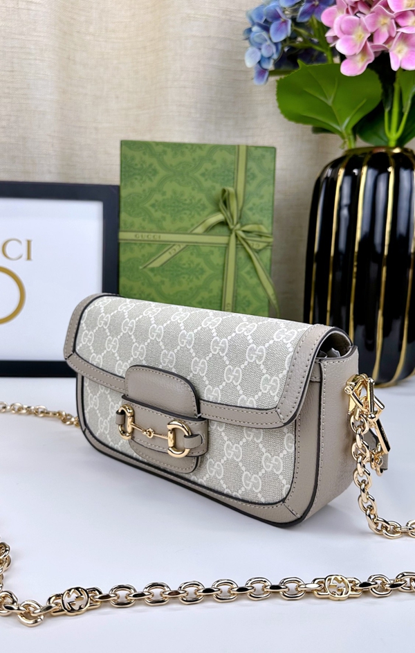 激安グッチバッグコピー側面デザイン